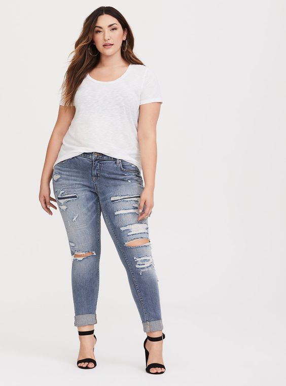 Relaxed boyfriend jeans for a good fit plus size