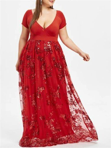 Sparky maxi dress for your plus size Christmas outfit